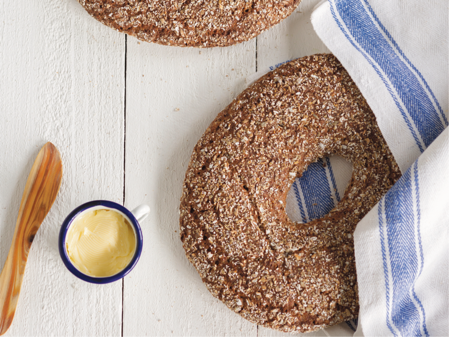 Coarse rye bread