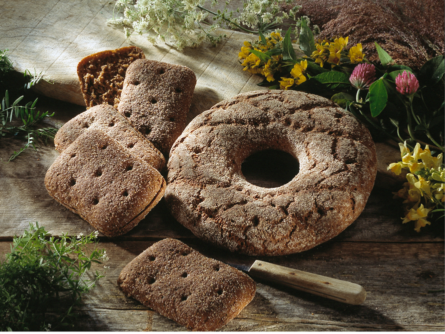 Coarse rye bread