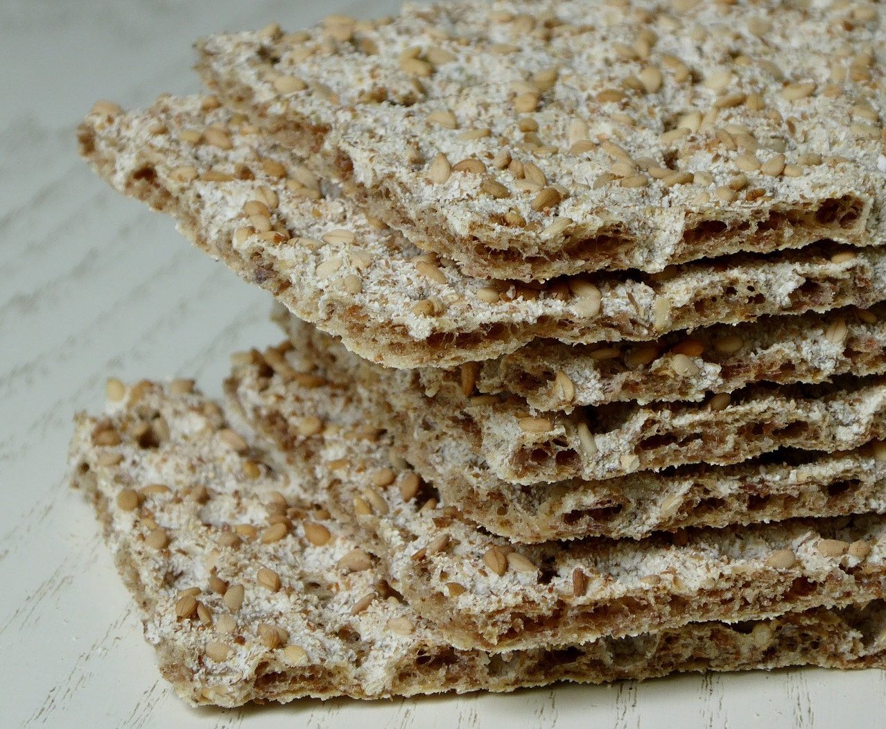Illustration for the article: Beneficial effects on satiety and insulin from rye crispbreads