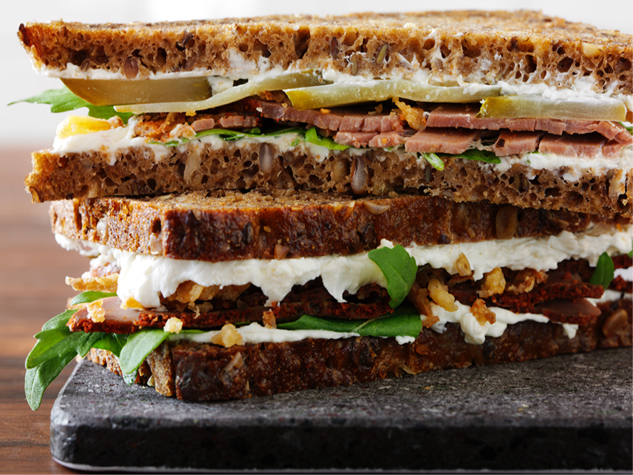 Whole kernel rye bread